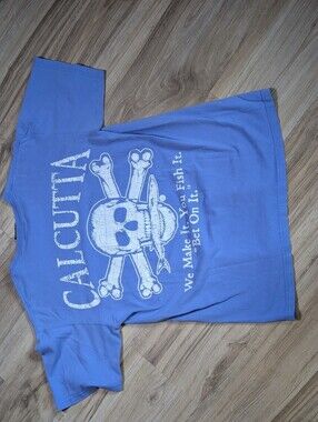 Calcutta Fishing Pocket Shirt Mens Medium Purple Skull Crossbones Graphic Tee